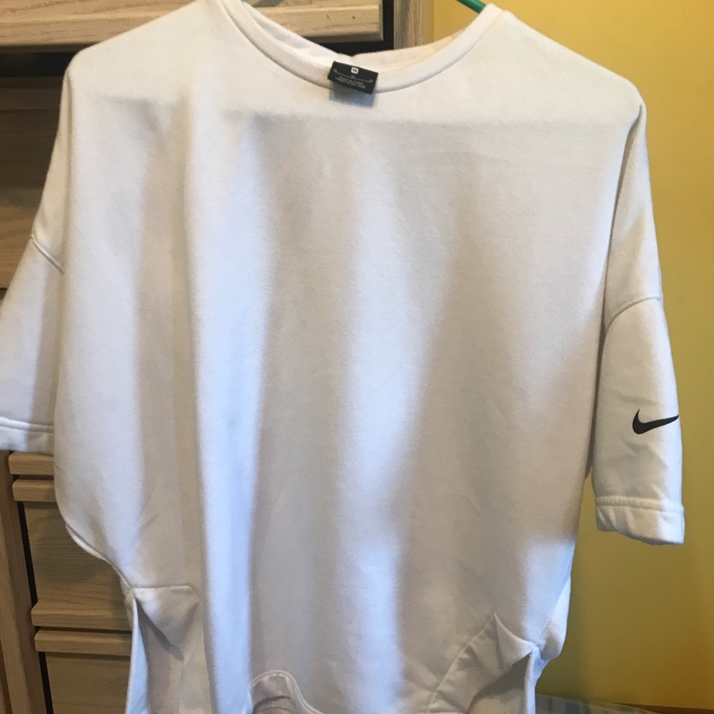 Nike shirt. Size medium. New without tags.